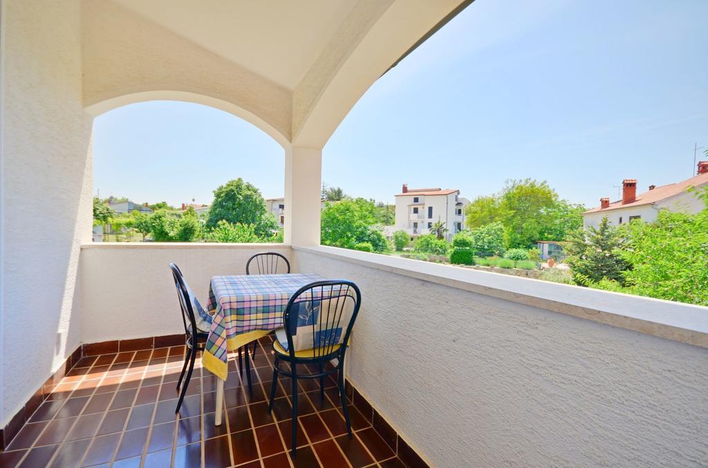 Apartments Dragica Štinjan Eksteriør bilde