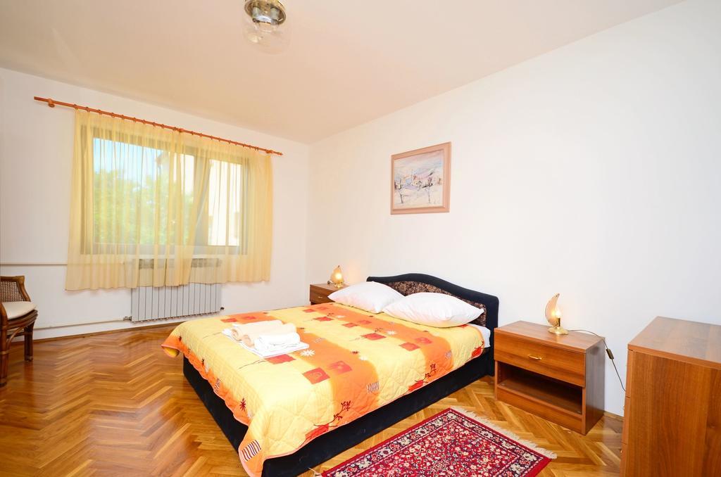 Apartments Dragica Štinjan Eksteriør bilde