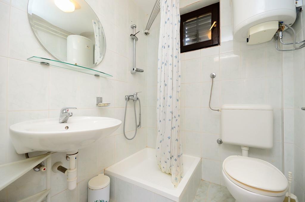 Apartments Dragica Štinjan Eksteriør bilde