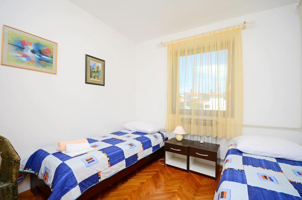 Apartments Dragica Štinjan Eksteriør bilde
