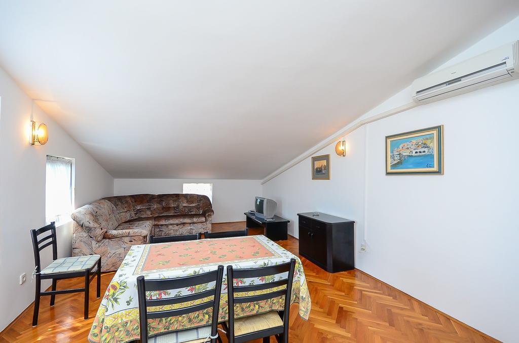 Apartments Dragica Štinjan Eksteriør bilde